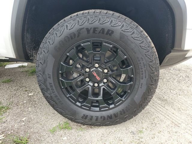 2026 GMC Canyon Elevation - Photo 6