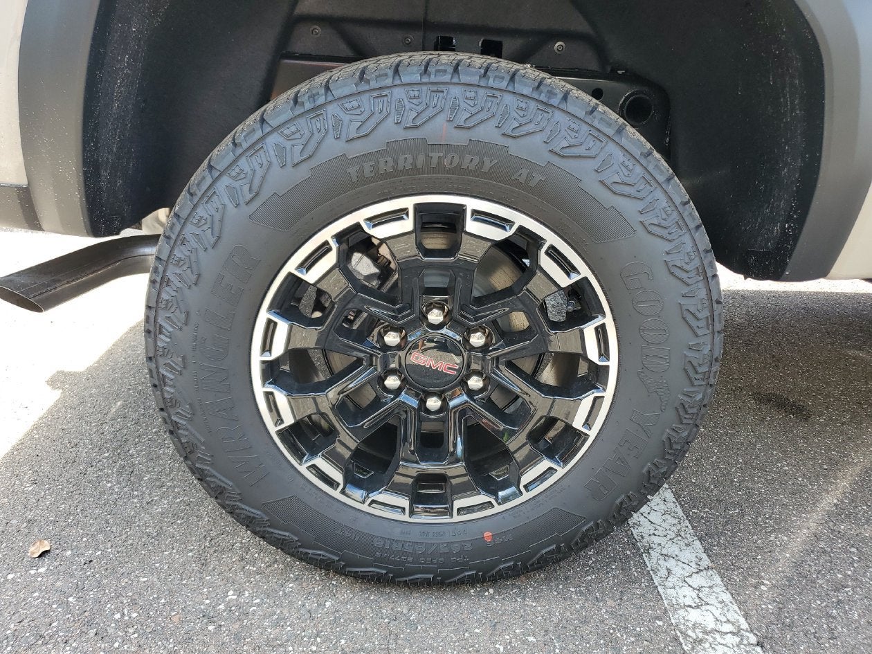 2026 GMC Canyon AT4