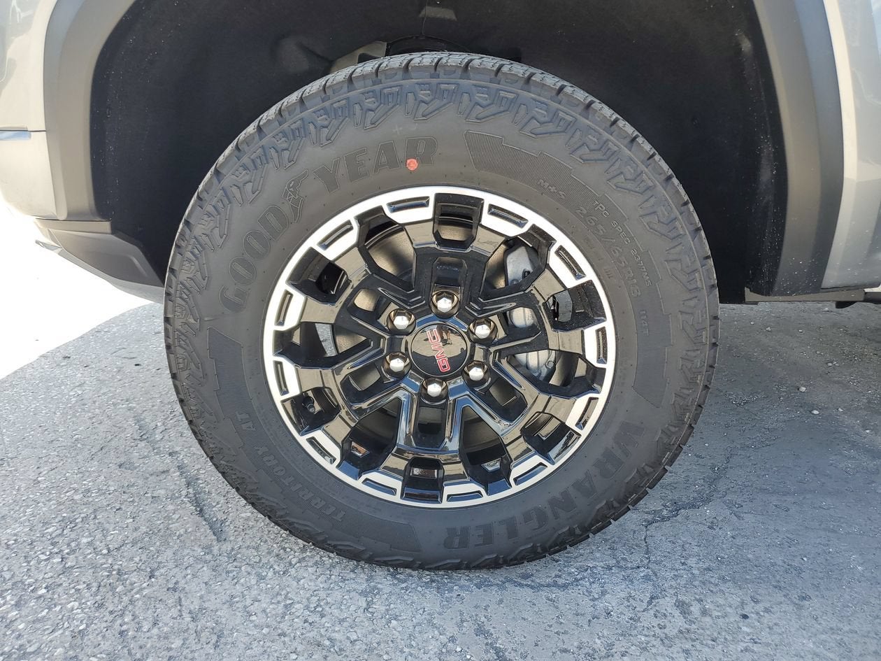 2026 GMC Canyon AT4