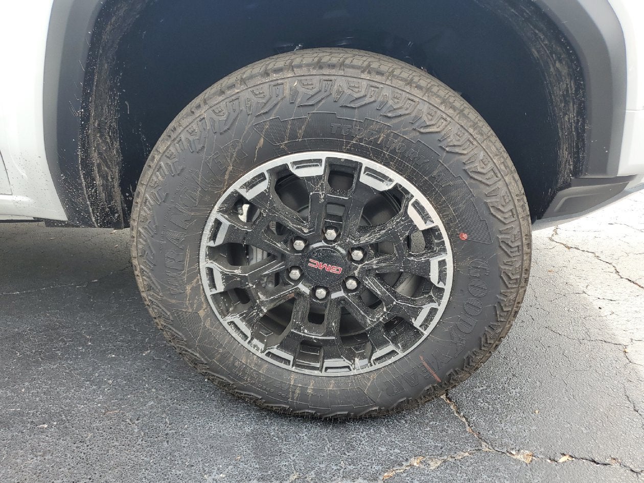 2026 GMC Canyon AT4