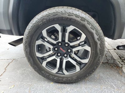 2025 GMC Canyon AT4