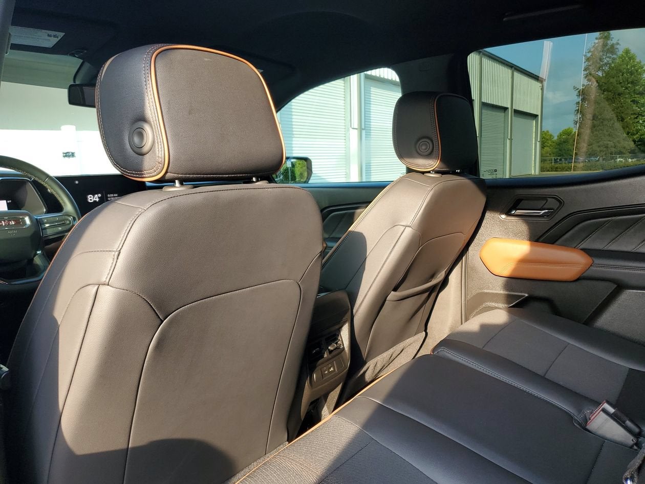 2024 GMC Canyon AT4