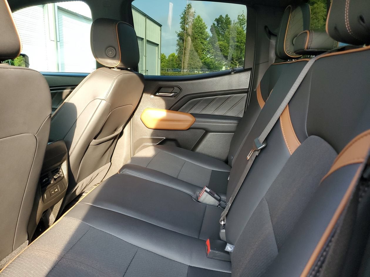 2024 GMC Canyon AT4