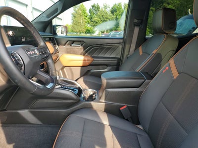 2024 GMC Canyon AT4