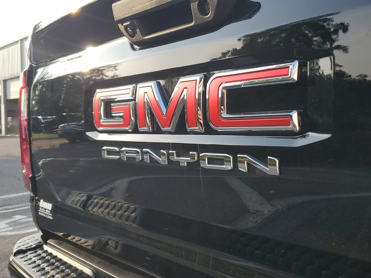 2024 GMC Canyon AT4