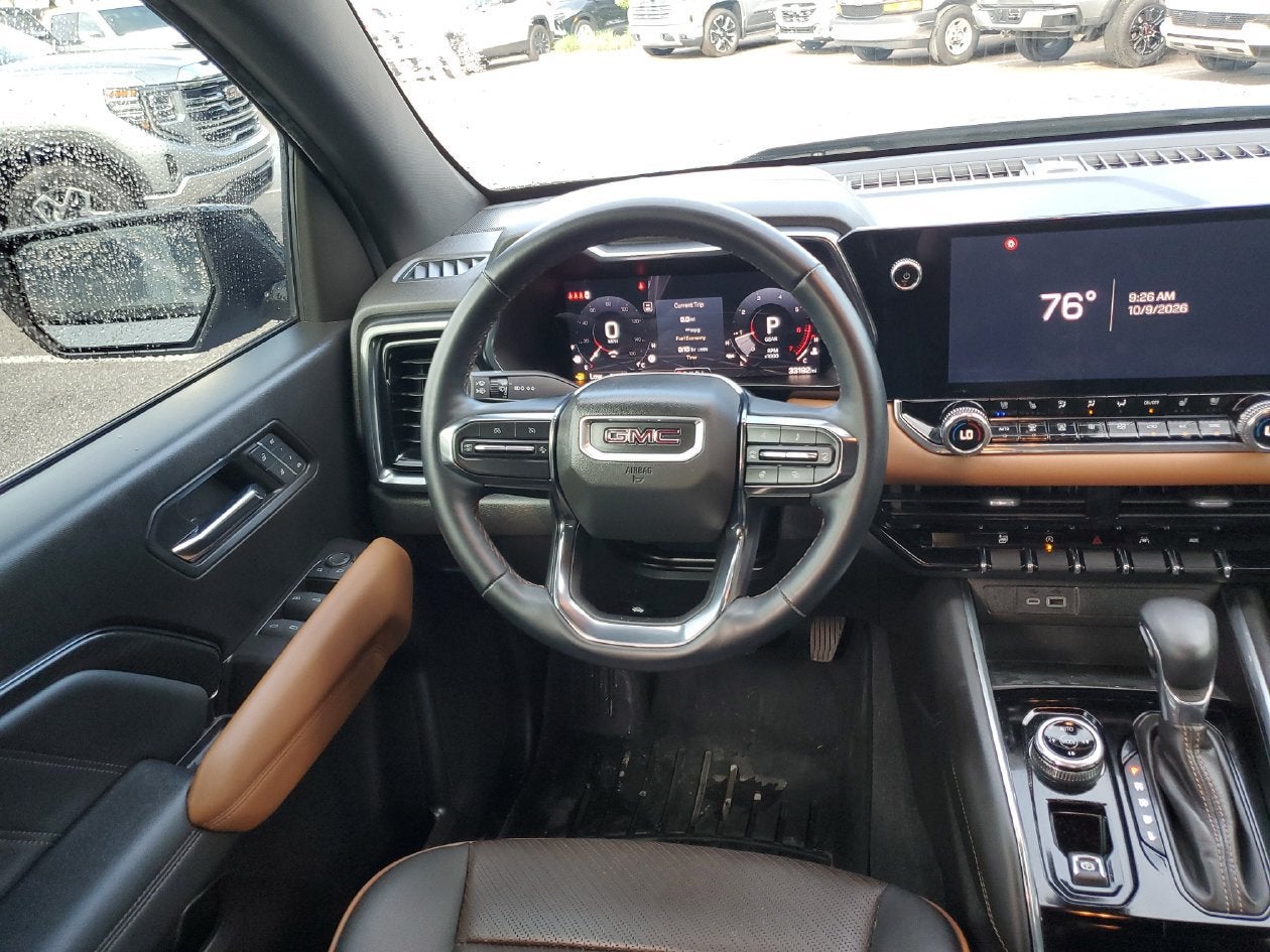 2024 GMC Canyon AT4