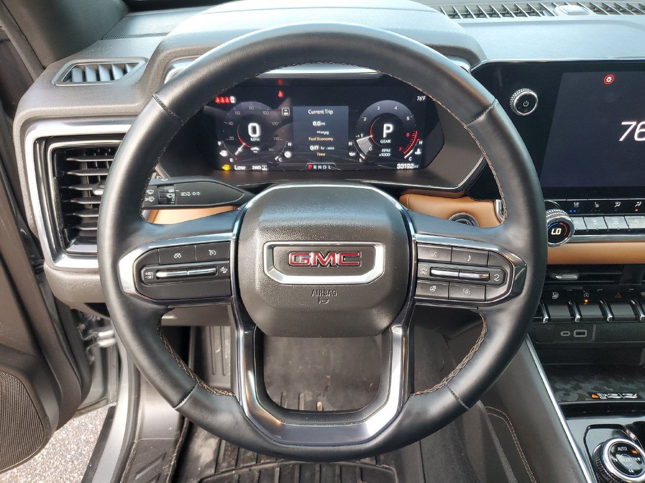2024 GMC Canyon AT4