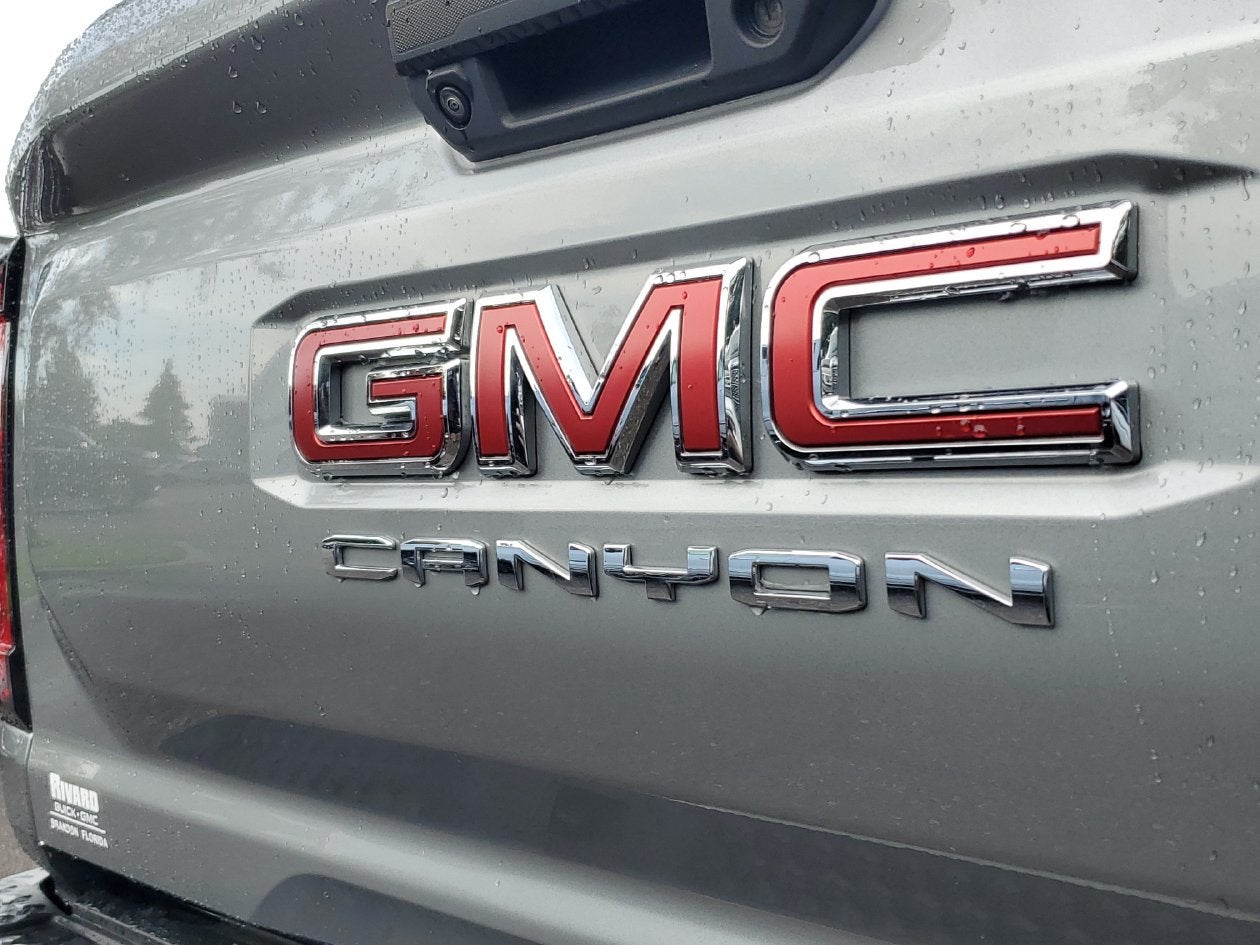 2024 GMC Canyon AT4