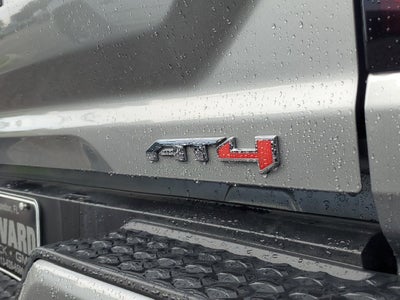 2024 GMC Canyon AT4