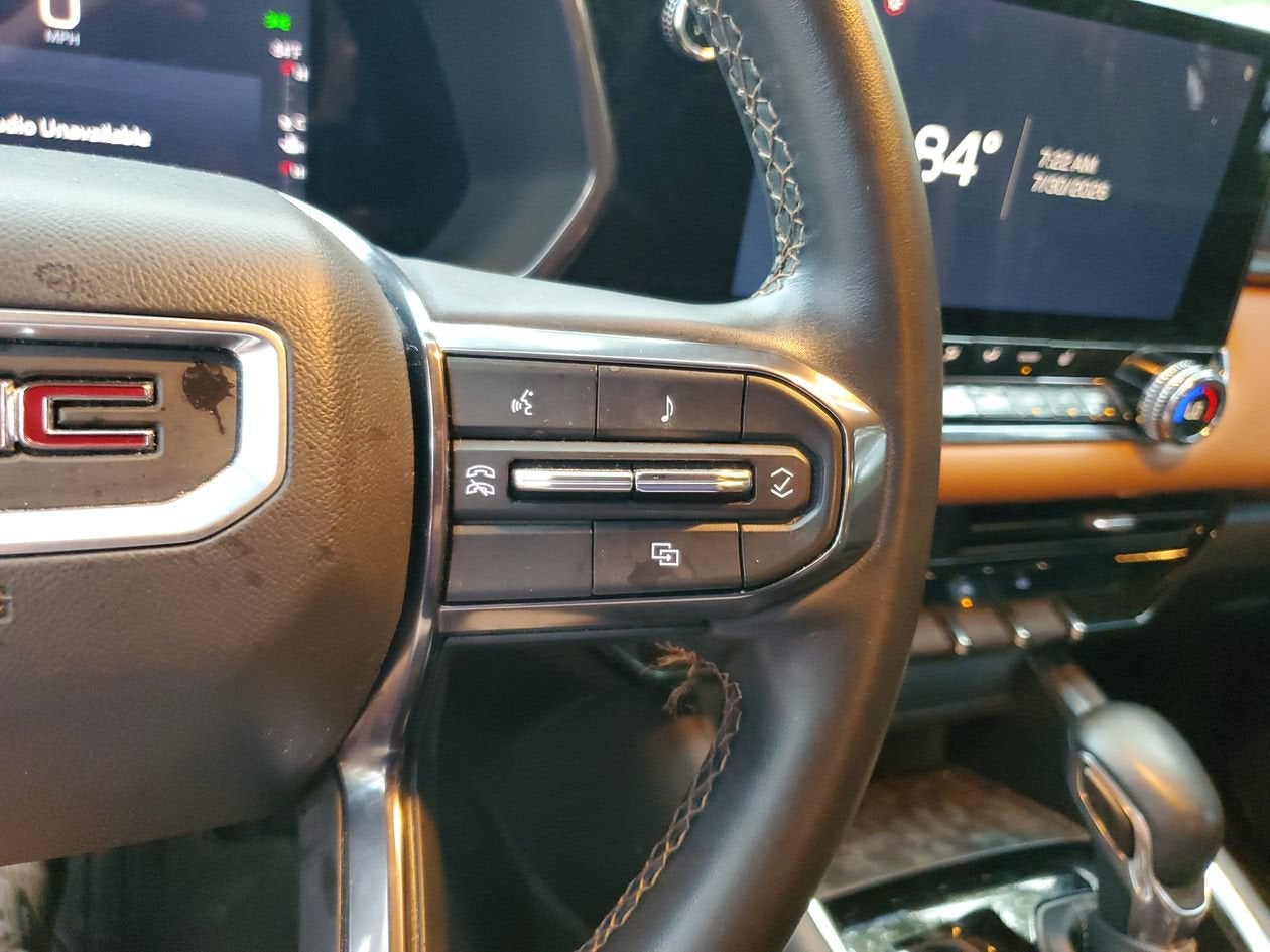 2023 GMC Canyon 4WD AT4