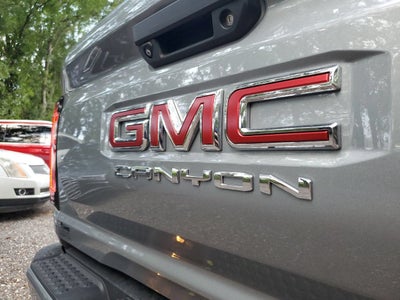 2023 GMC Canyon 4WD AT4