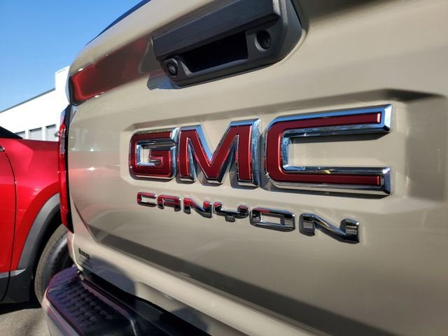 2024 GMC Canyon AT4