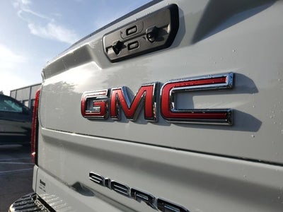 2025 GMC Sierra 1500 AT4