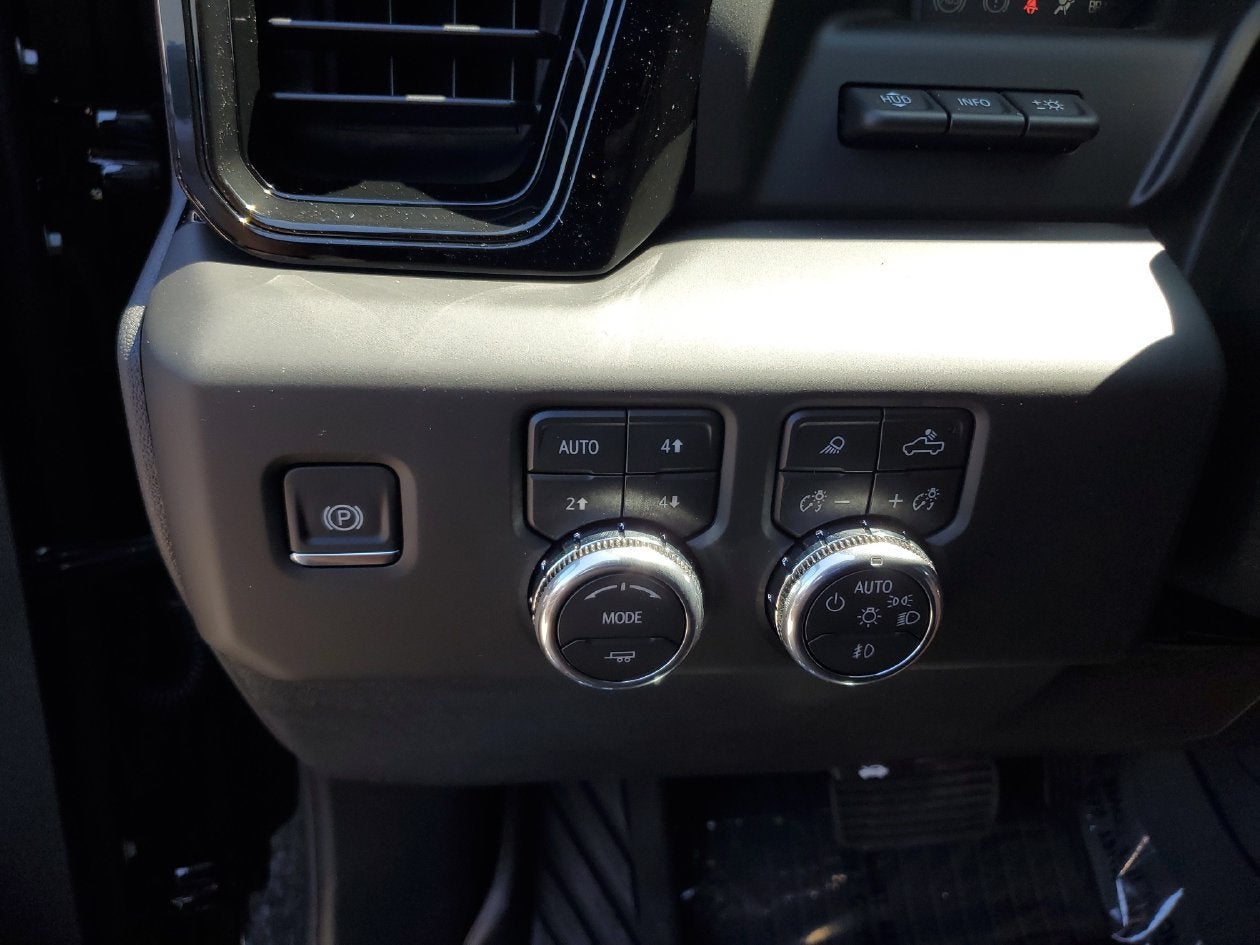 2026 GMC Sierra 1500 AT4 - Photo 31