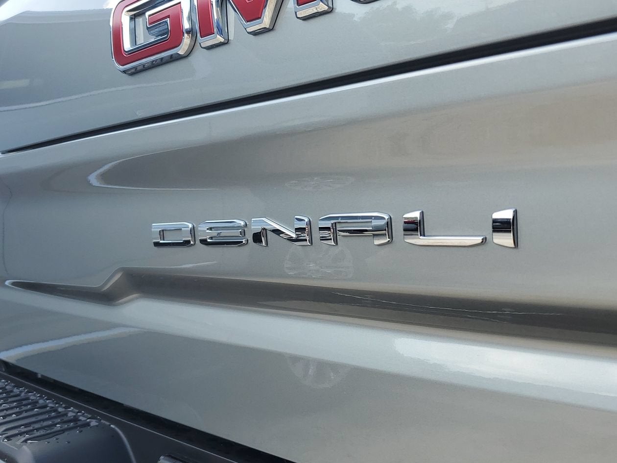 2026 GMC Sierra 1500 Denali - Photo 9