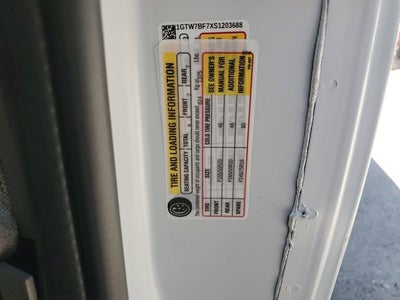 2025 GMC Savana Cargo Work Van