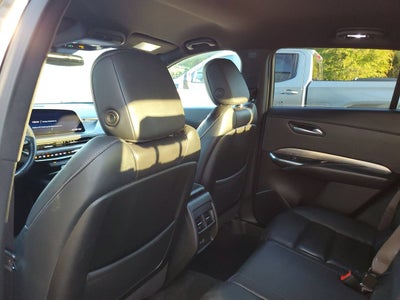 2025 Cadillac XT4 Premium Luxury