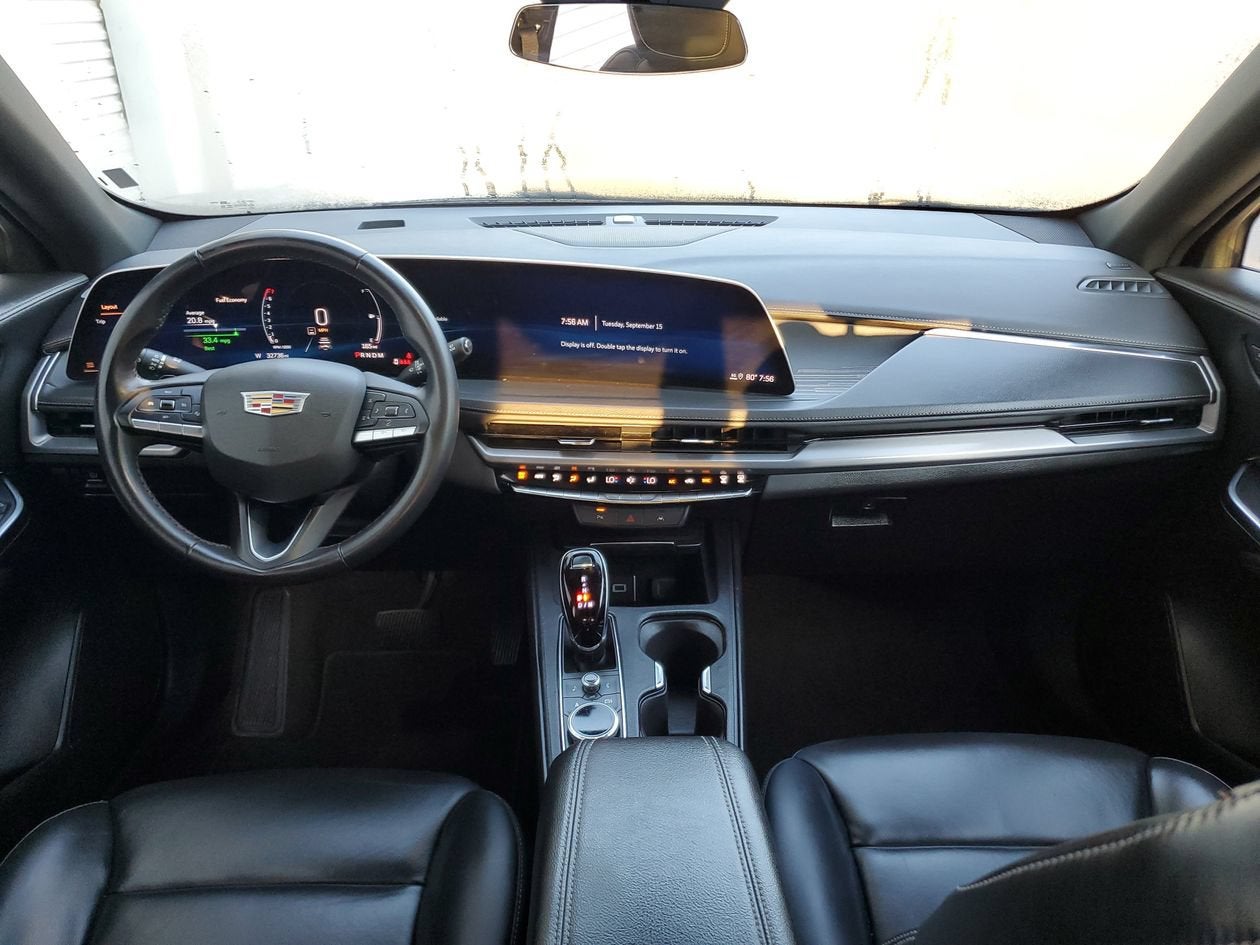 2025 Cadillac XT4 Premium Luxury