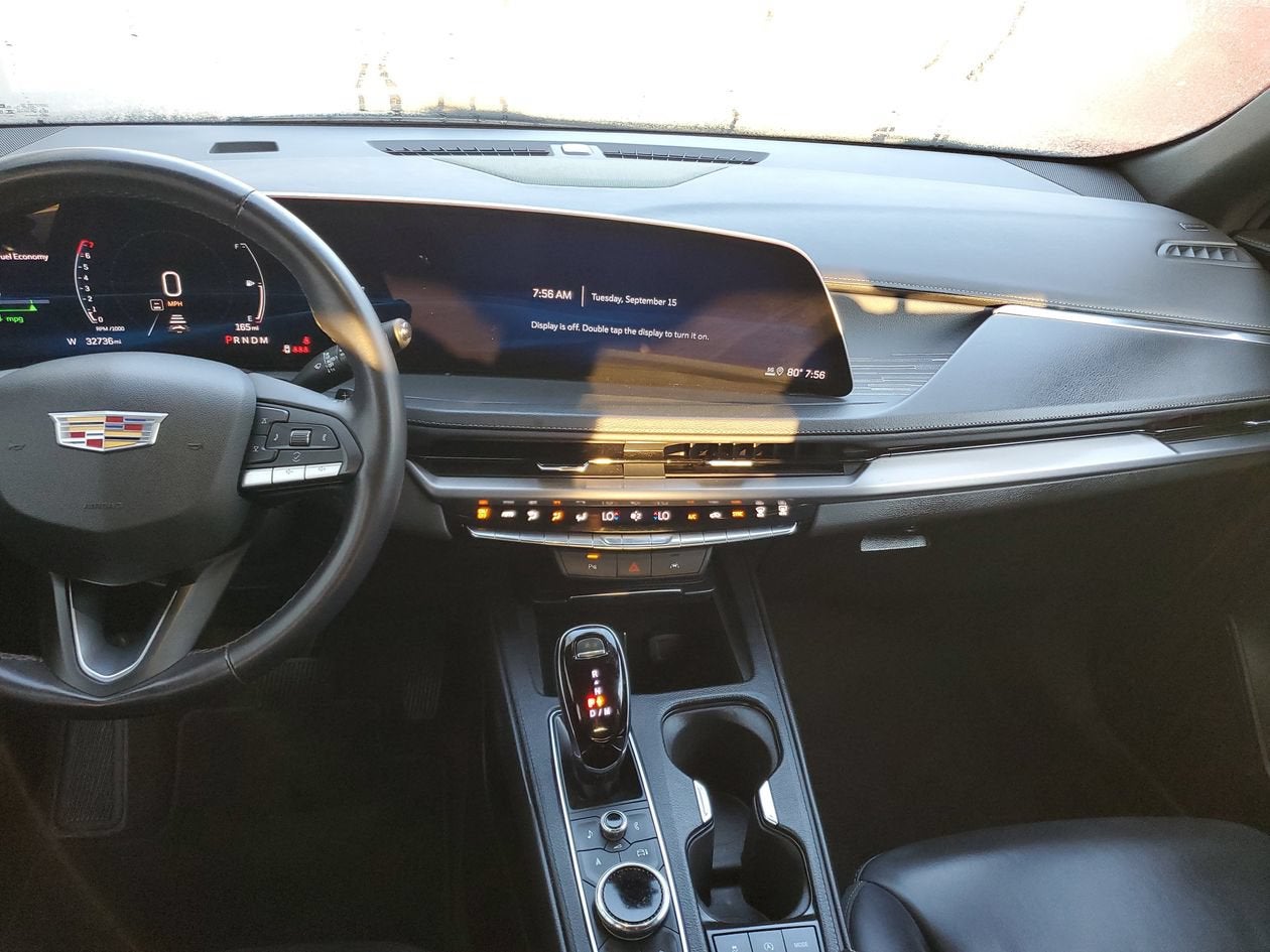 2025 Cadillac XT4 Premium Luxury