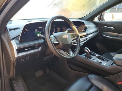 2025 Cadillac XT4 Premium Luxury