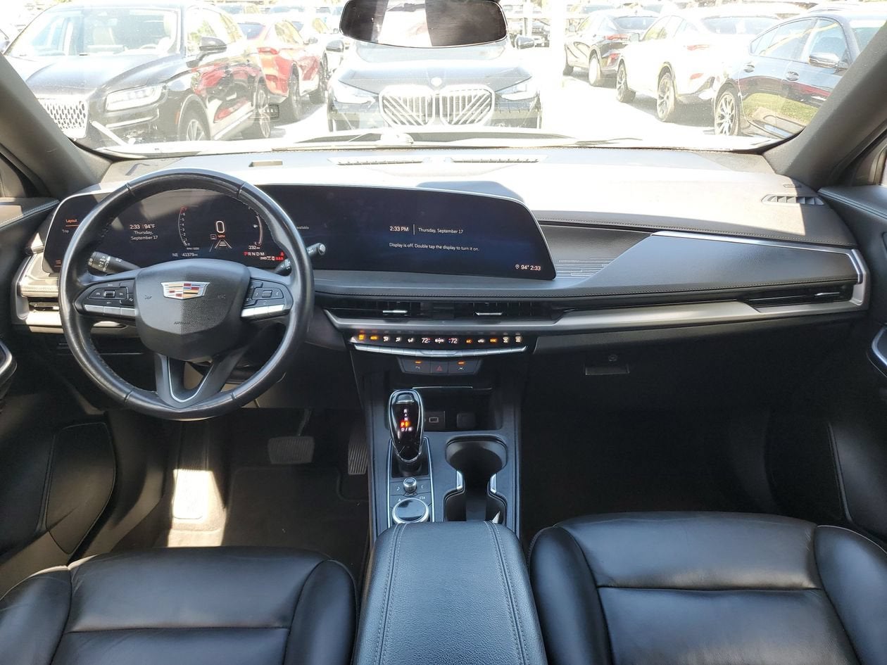 2024 Cadillac XT4 Premium Luxury