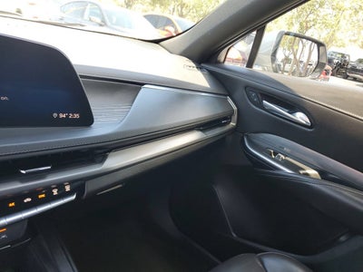 2024 Cadillac XT4 Premium Luxury