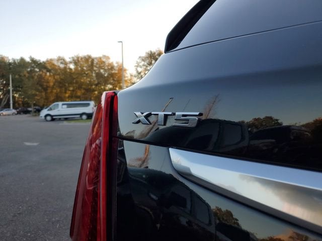 2021 Cadillac XT5 Luxury