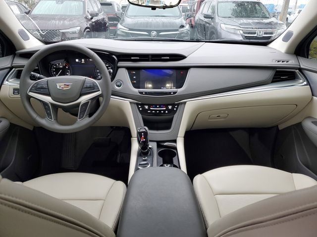 2025 Cadillac XT5 Premium Luxury