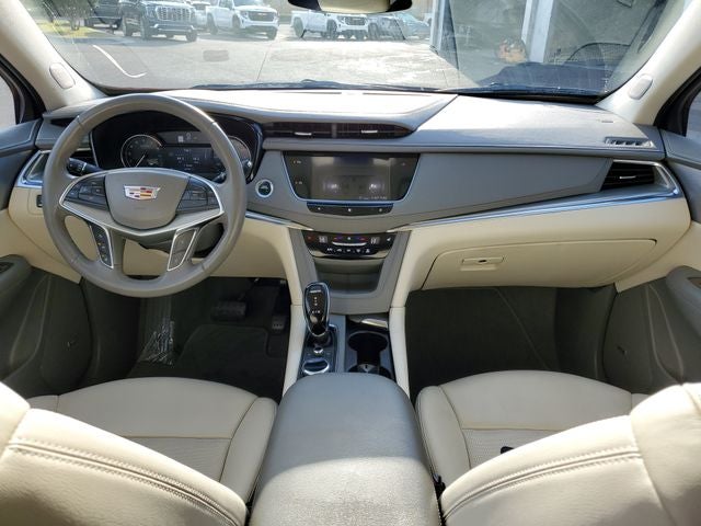 2020 Cadillac XT5 Premium Luxury