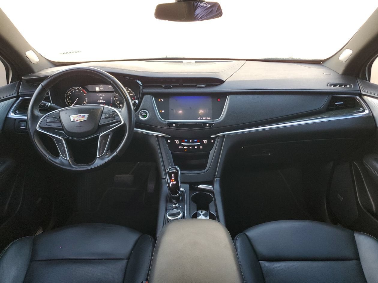 2023 Cadillac XT5 FWD Premium Luxury