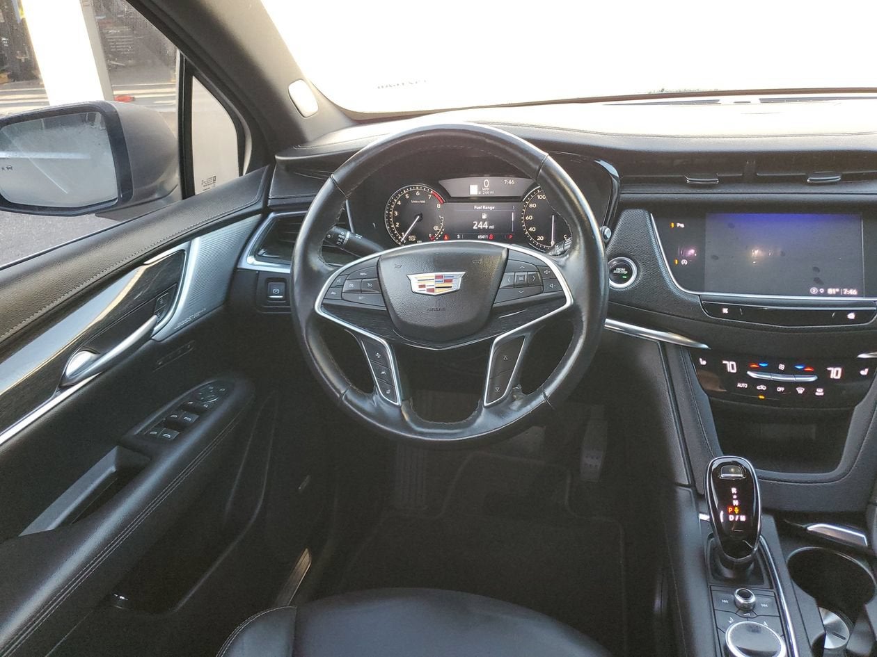 2023 Cadillac XT5 FWD Premium Luxury