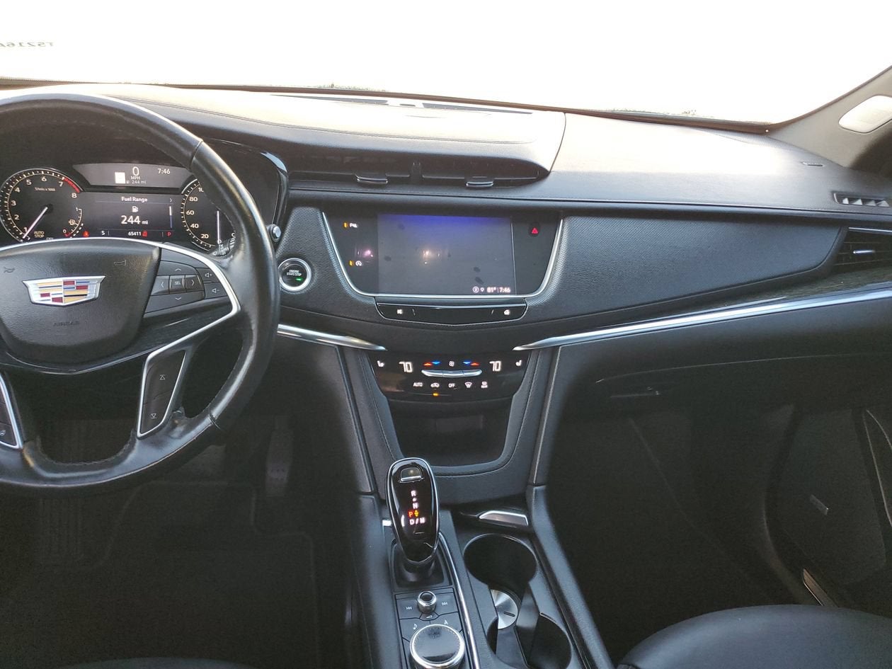 2023 Cadillac XT5 FWD Premium Luxury