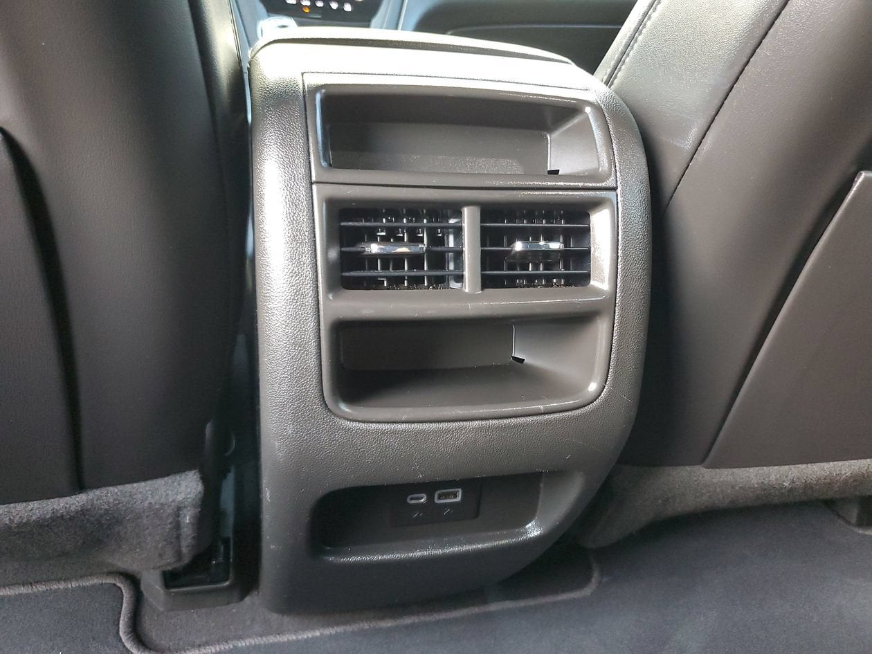 2023 Cadillac XT5 FWD Premium Luxury