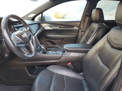 2023 Cadillac XT5 FWD Premium Luxury
