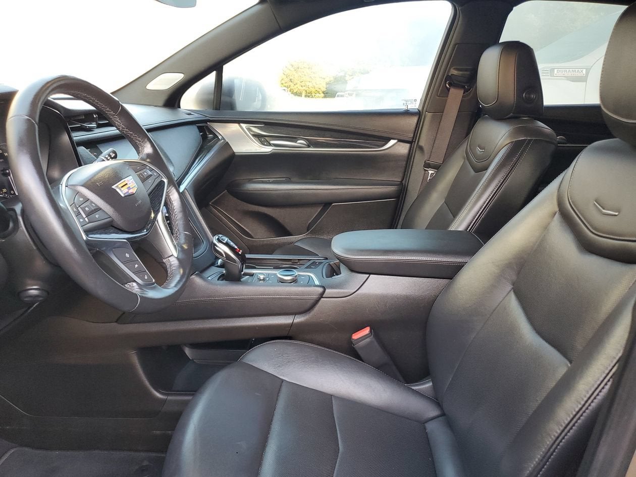 2023 Cadillac XT5 FWD Premium Luxury