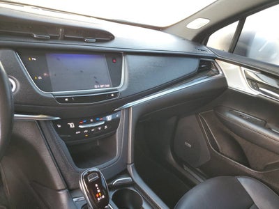 2023 Cadillac XT5 FWD Premium Luxury