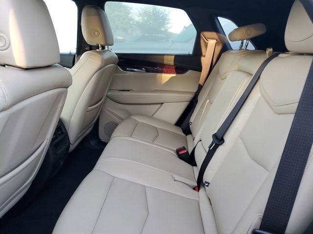 2018 Cadillac XT5 Luxury FWD