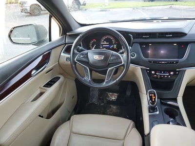 2018 Cadillac XT5 Luxury FWD