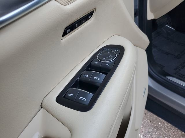 2018 Cadillac XT5 Luxury FWD