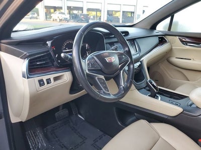 2018 Cadillac XT5 Luxury FWD