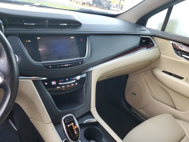 2018 Cadillac XT5 Luxury FWD