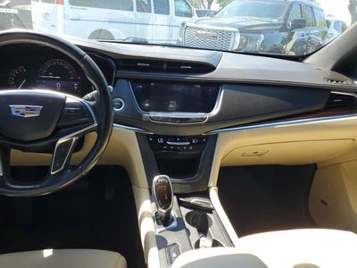 2018 Cadillac XT5 Luxury FWD