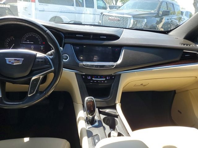 2018 Cadillac XT5 Luxury FWD