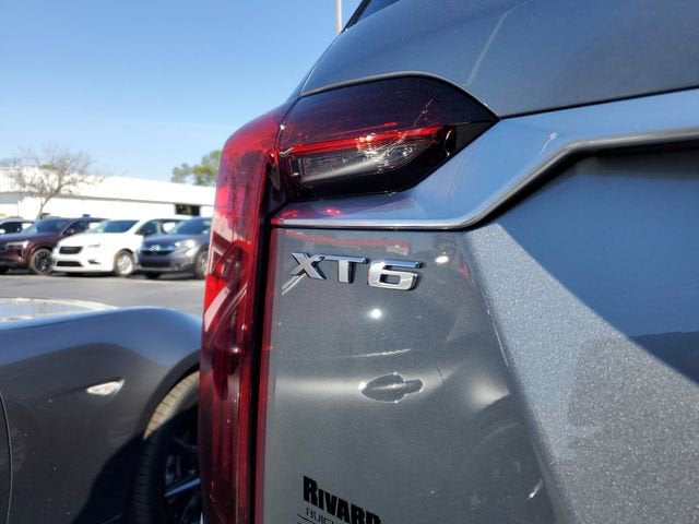 2025 Cadillac XT6 Luxury