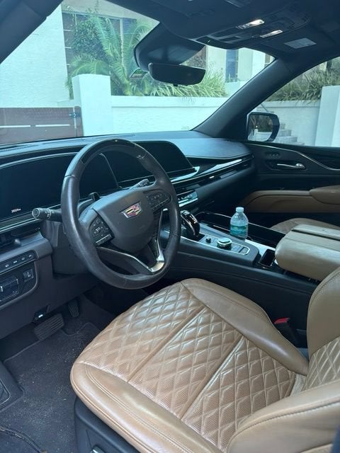 2022 Cadillac Escalade Sport