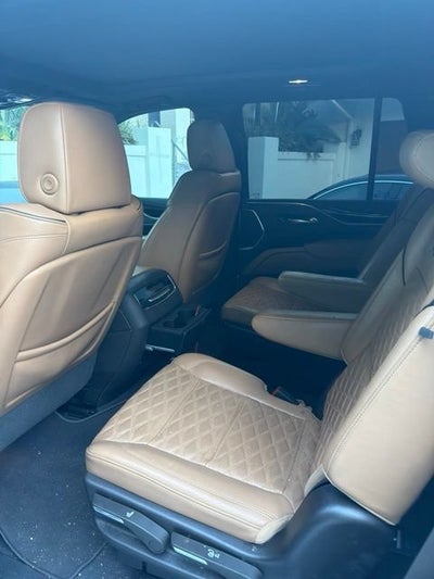 2022 Cadillac Escalade Sport