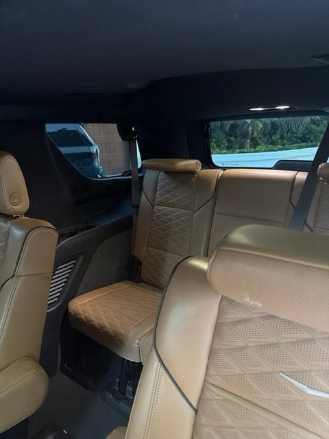 2022 Cadillac Escalade Sport