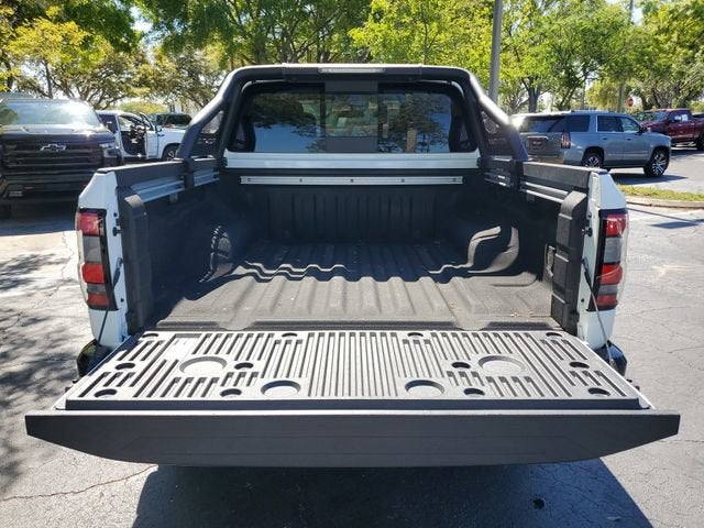 2024 Nissan Frontier SV