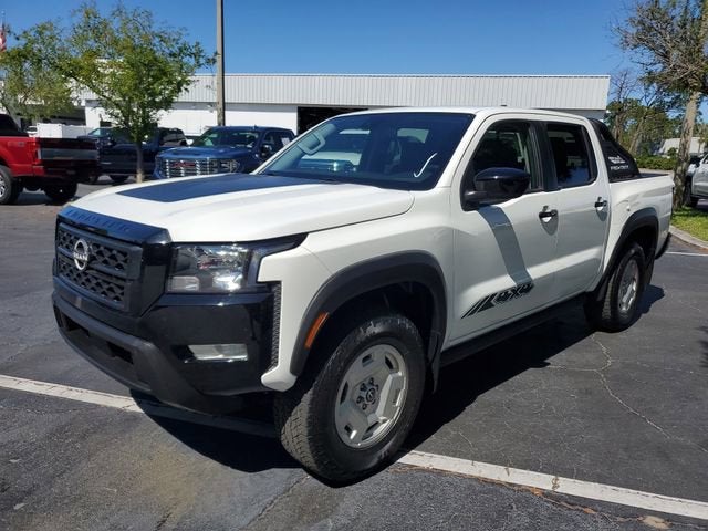 2024 Nissan Frontier SV