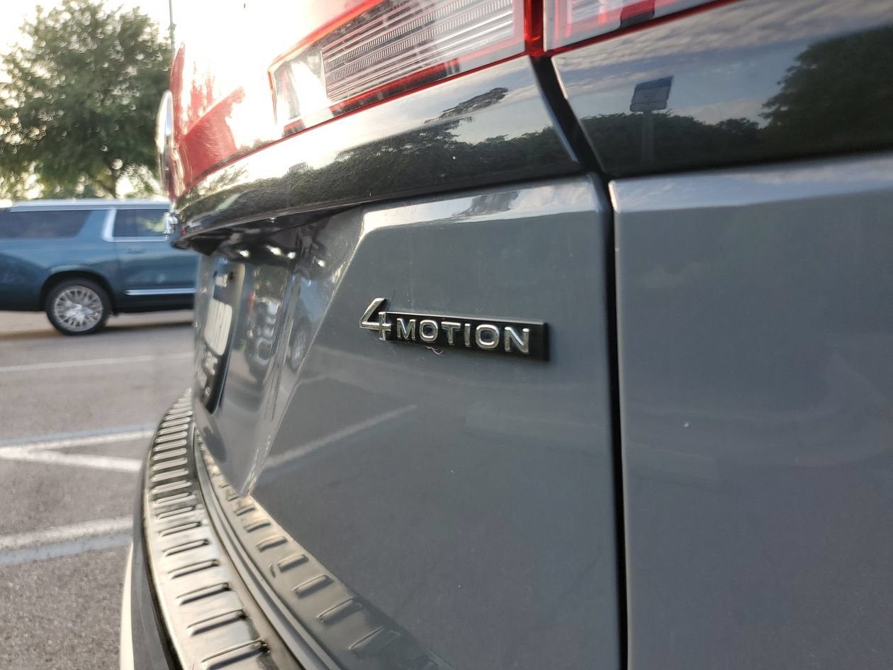 2024 Volkswagen Atlas 2.0T Peak Edition SE w/Technology